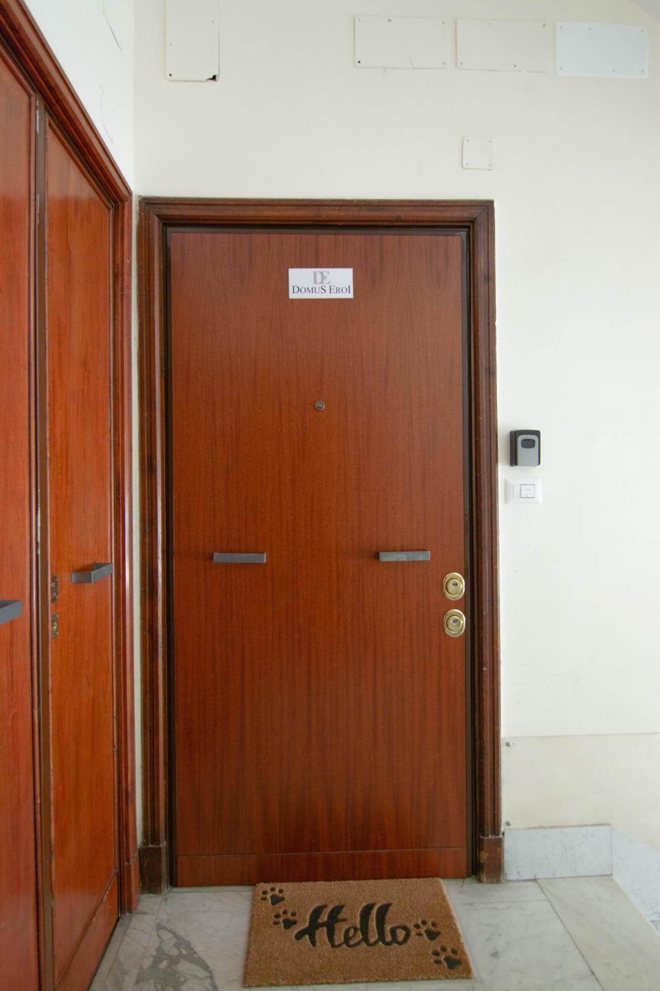 Apartmán Domus Eroi Řím Exteriér fotografie